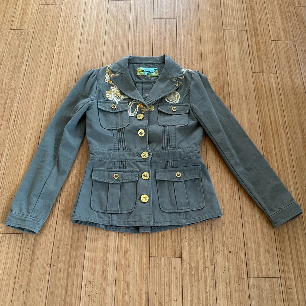 Women’s Embroidered Jacket Size Small